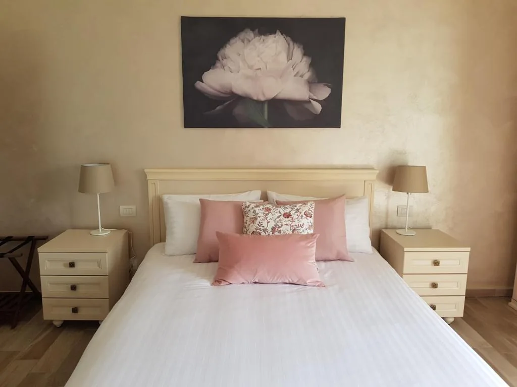 Double Room — Cascina dei Fiori
