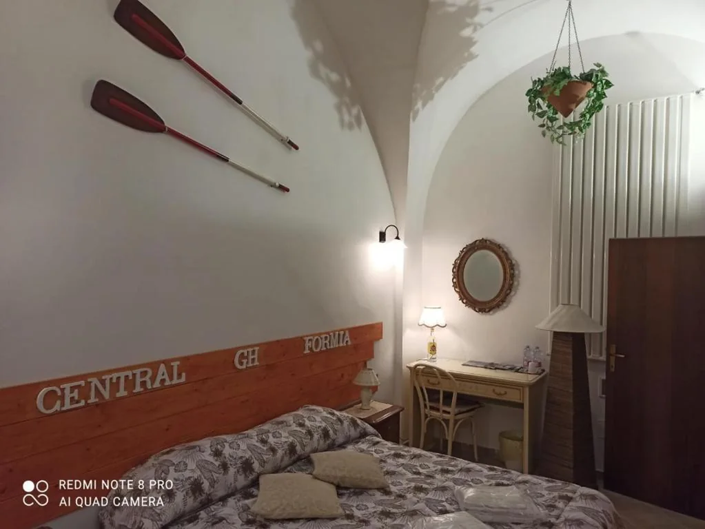 Double Room — Central GH Formia