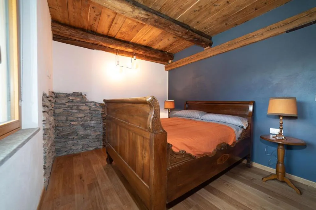 Double Room — Cicapuy