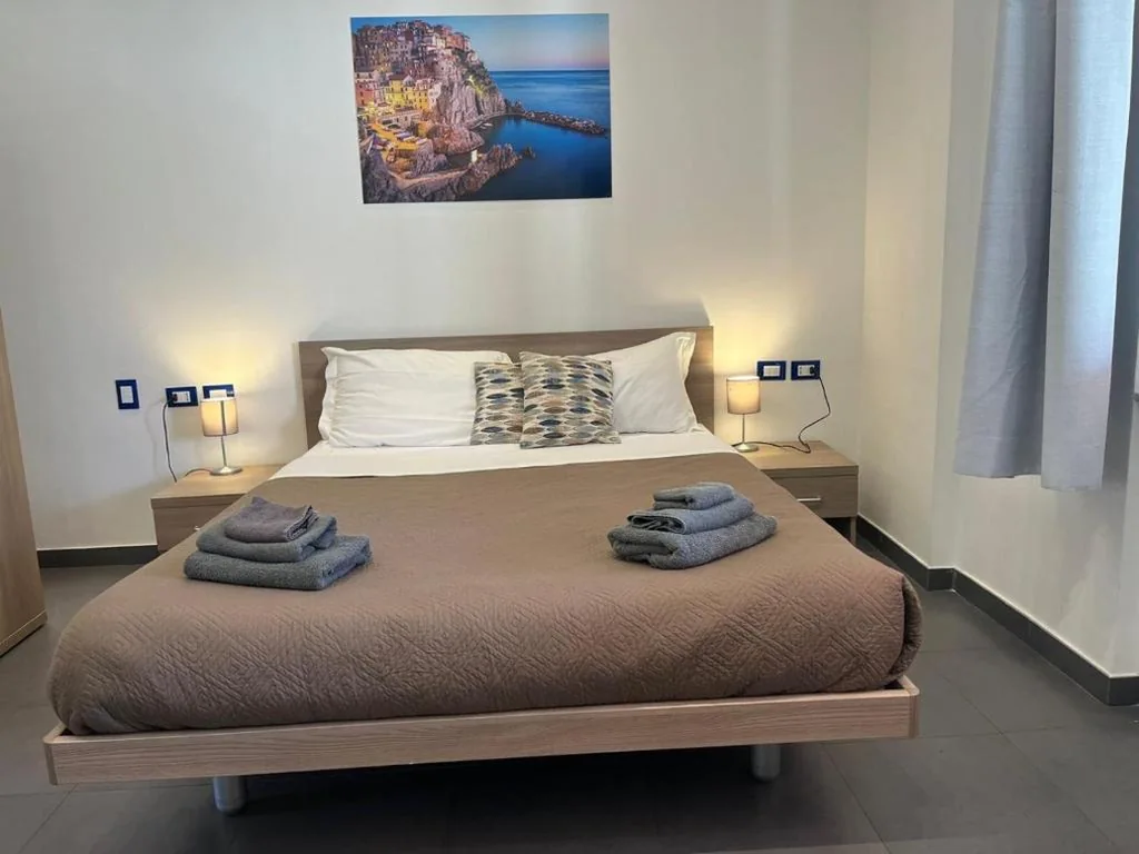 Double Room — city center rooms