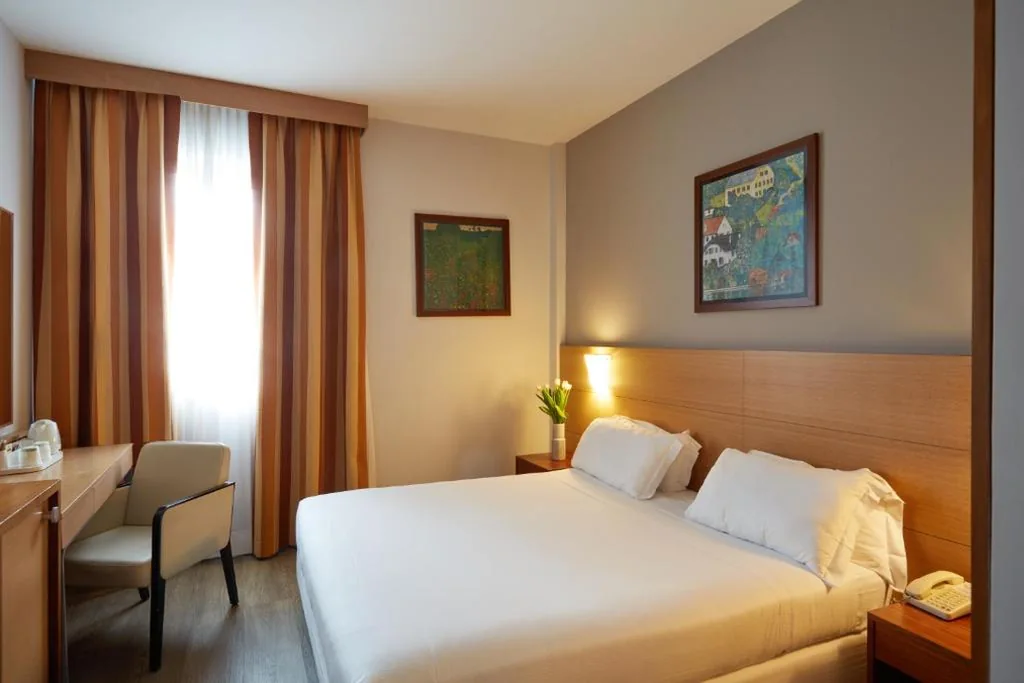 Classic Double Room — Belstay Roma Aurelia