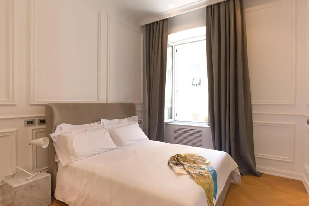 Camera Matrimoniale Classic — Via Chiodo Luxury Rooms