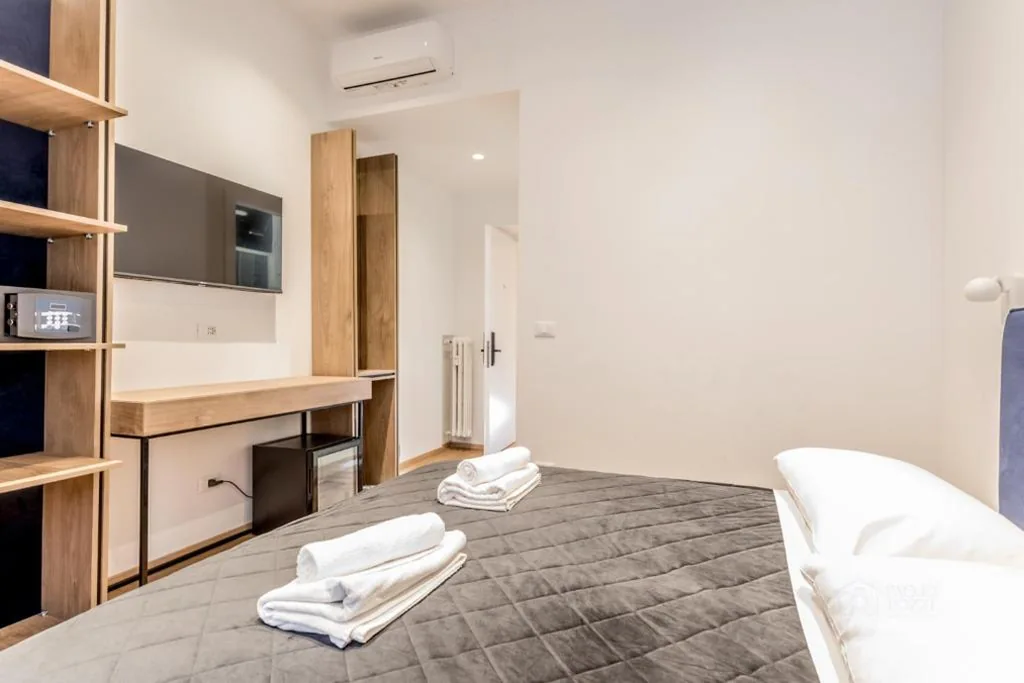 Double Room — Coliseum sweet guest house