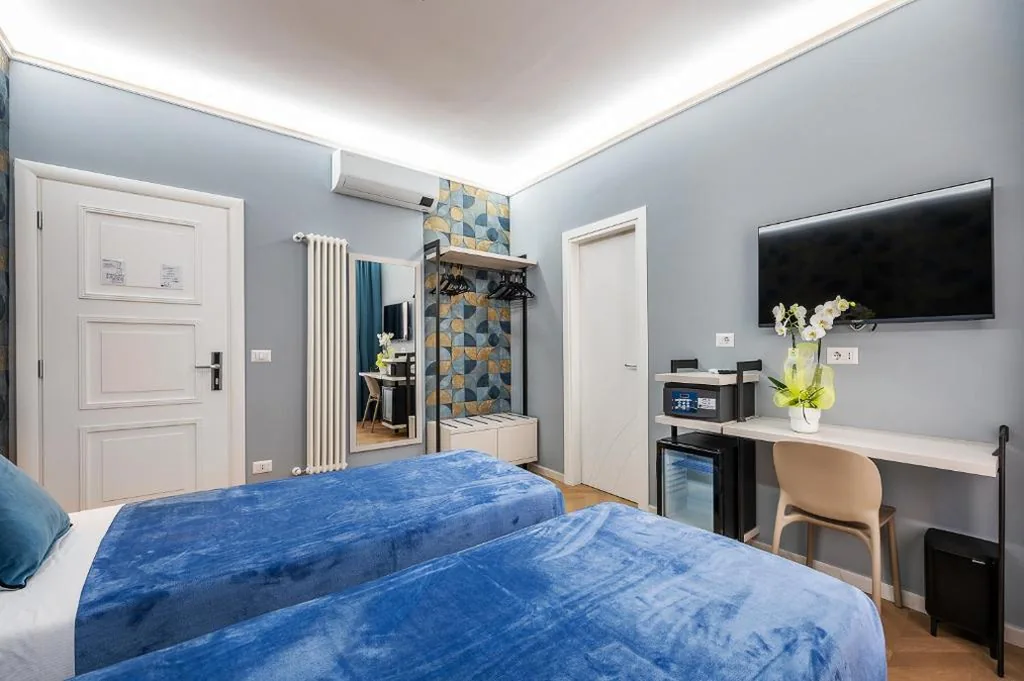 Double Room — Colonna Inn