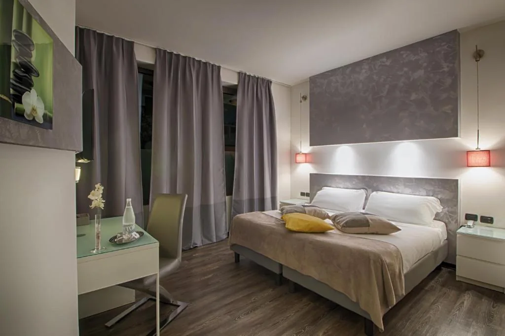 Comfort Double Room — Hotel Raganelli