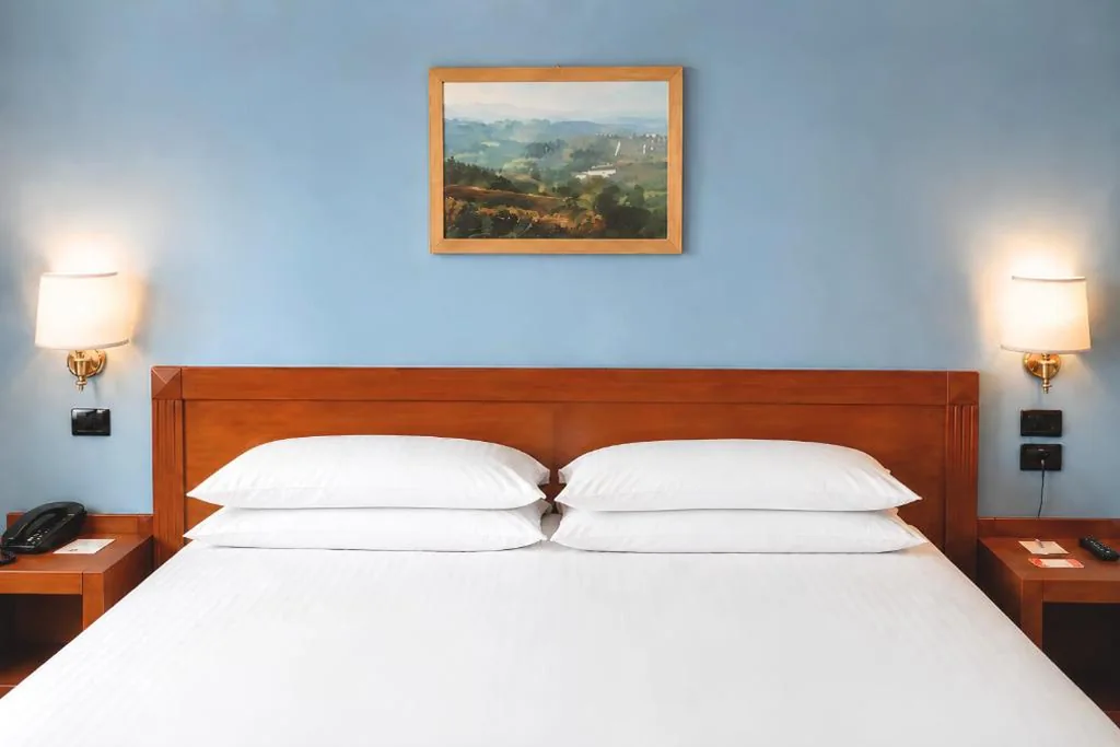 Camera Matrimoniale Compatta — Phi Hotel Cavalieri
