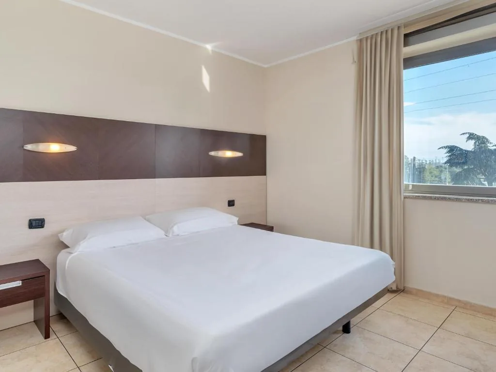 Double Room with Disabled Access — B&B HOTEL Settimo Torinese