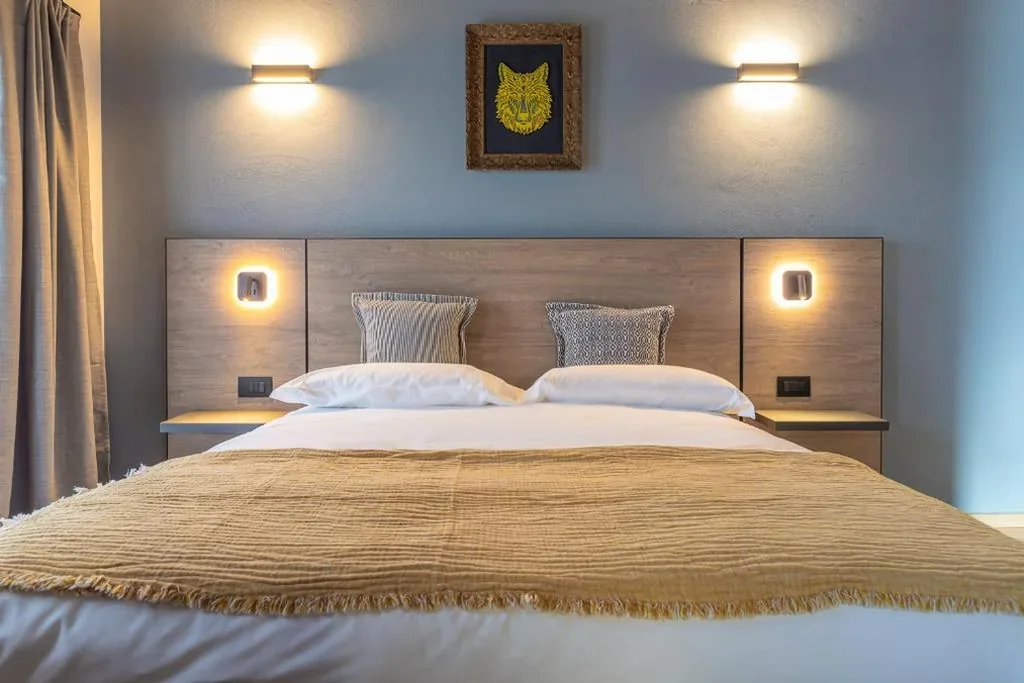 Wheelchair-Accessible Double Room — Hotel Mon Émile