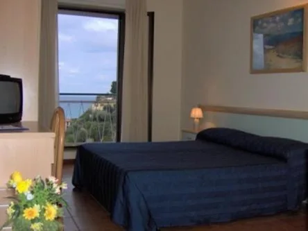 Double Room with Air Conditioning — Ulivo