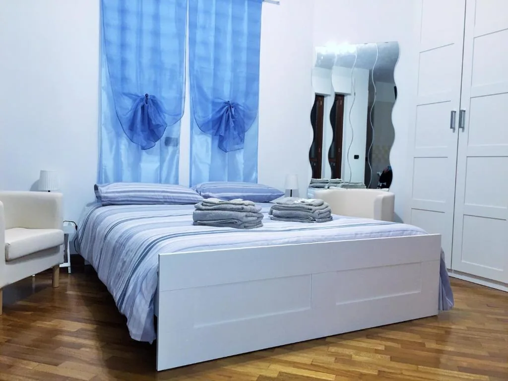 Double Room with Bathroom — Domus al Parco Guest House