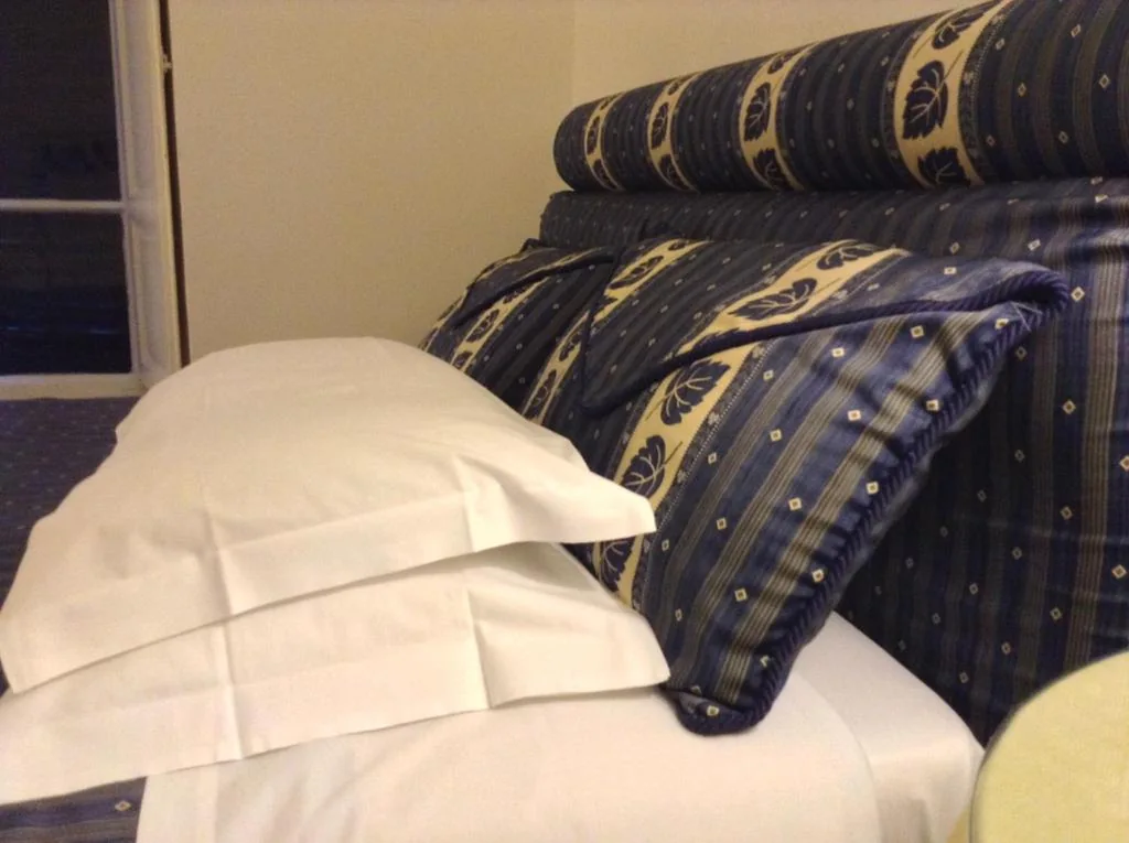 Double Room with Shared Bathroom — 2 Be Home Colosseo