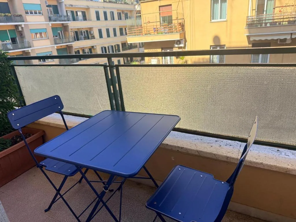 Double Room with Shared Bathroom — Holiday Max