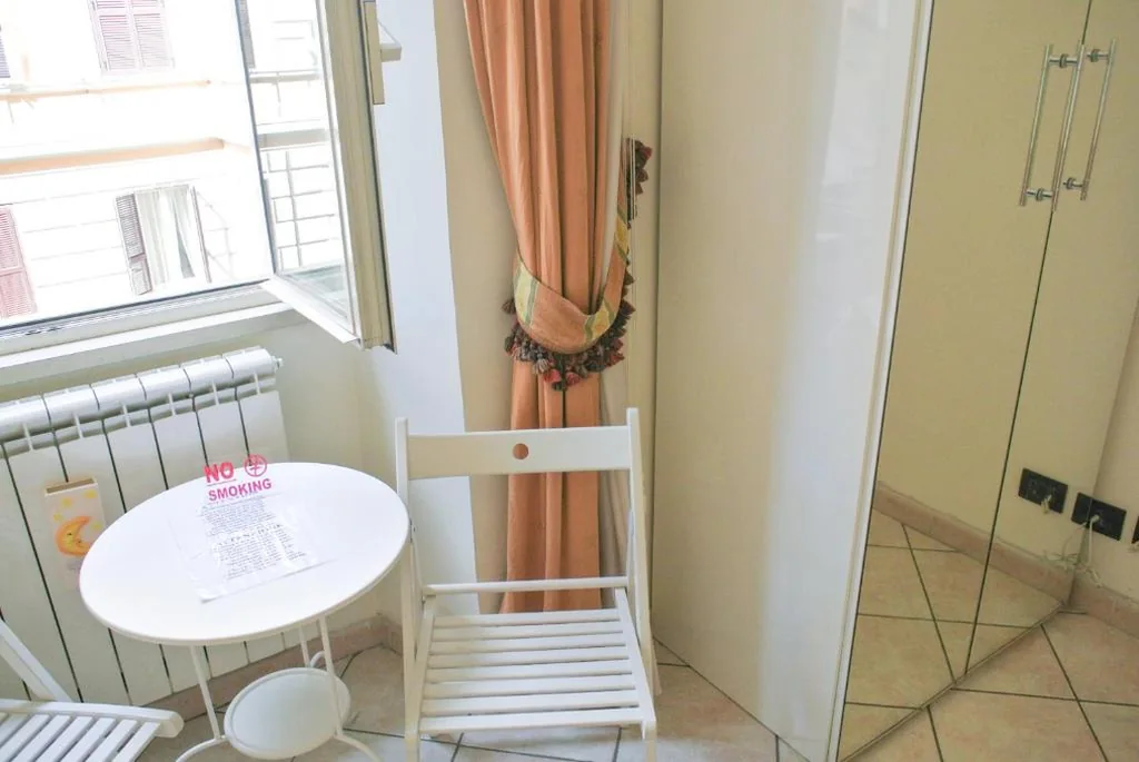 Double Room with Shared Bathroom — LarissaRooms