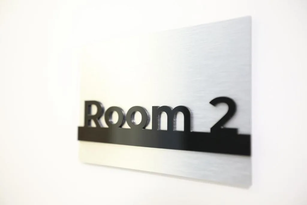 Camera Matrimoniale con Bagno in Comune — Unique Stay Tiburtina