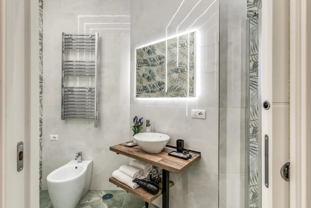 Camera Matrimoniale con Bagno Privato — Adriana 5 Luxury rooms