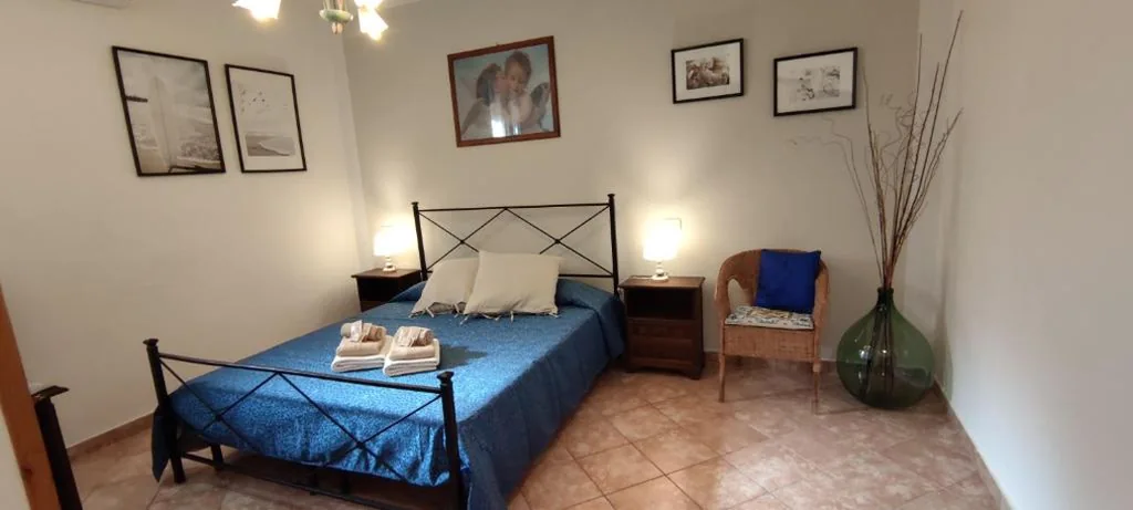 Double Room with Private Bathroom — Affittacamere Angela
