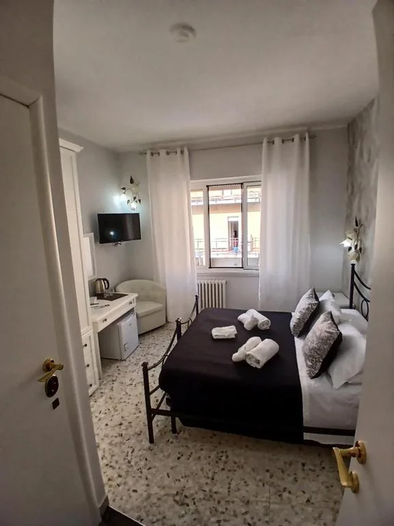 Camera Matrimoniale con Bagno Privato — affittacamere da Fenix