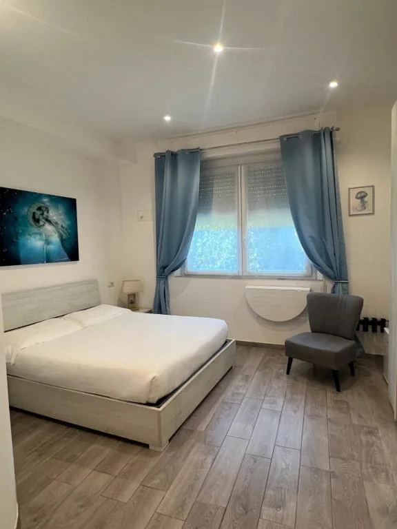 Camera Matrimoniale con Bagno Privato — Affittacamere Vallesanta