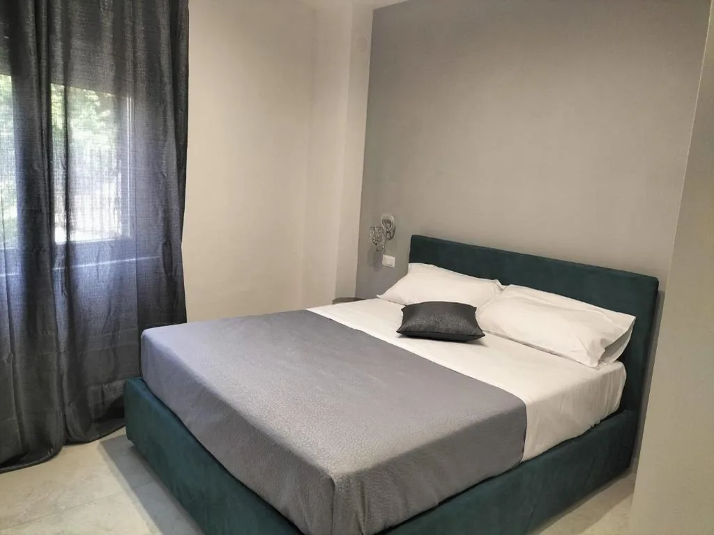 Double Room with Private Bathroom — AL CENTRO