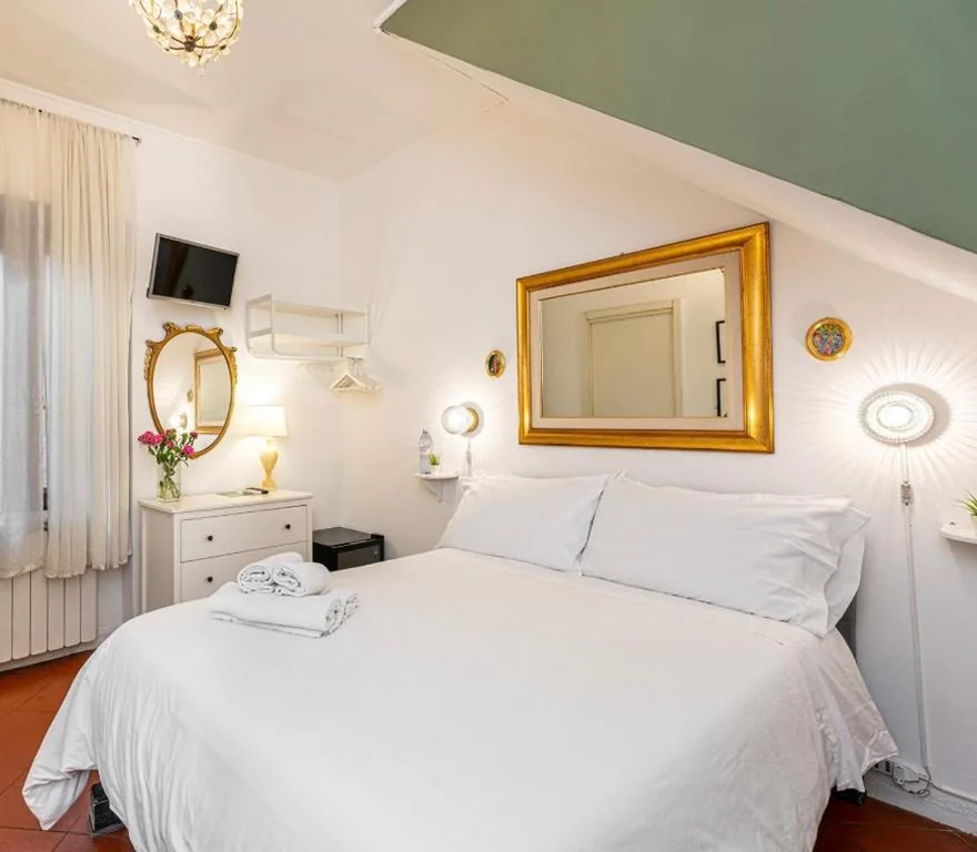 Camera Matrimoniale con Bagno Privato — Al Ponte Del Papa B&B