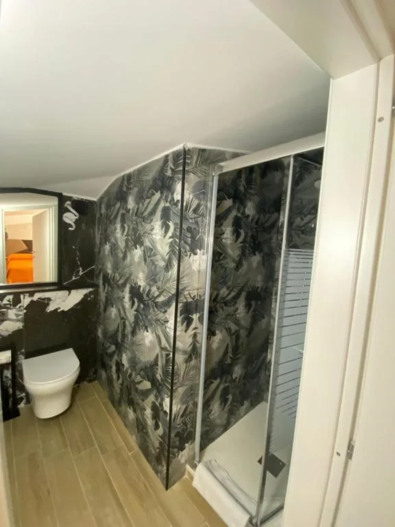 Camera Matrimoniale con Bagno Privato — Albergo Flaminia Rooms Grottarossa
