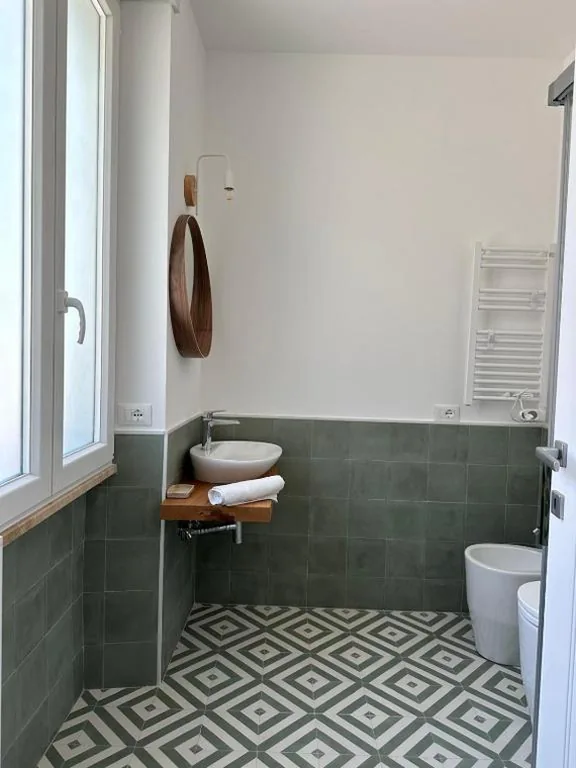 Camera Matrimoniale con Bagno Privato — Alloggio Turistico Soffiasale