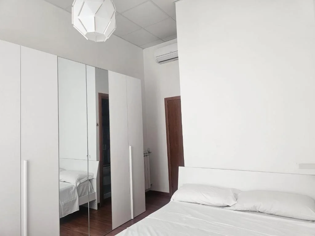 Double Room with Private Bathroom — Aris Square Rome