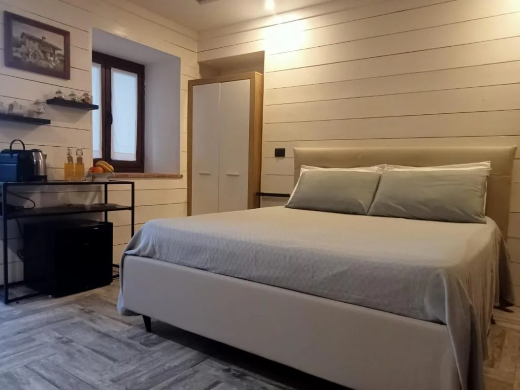 Double Room with Private Bathroom — B&B ai SILIO