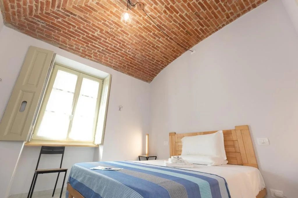 Camera Matrimoniale con Bagno Privato — B&B Torino Arcuri