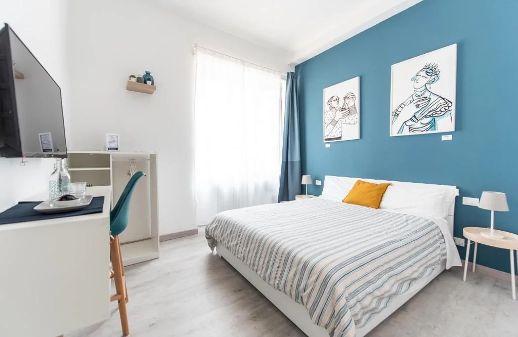 Double Room with Private Bathroom — Blunotte Torino – Piazza Arbarello