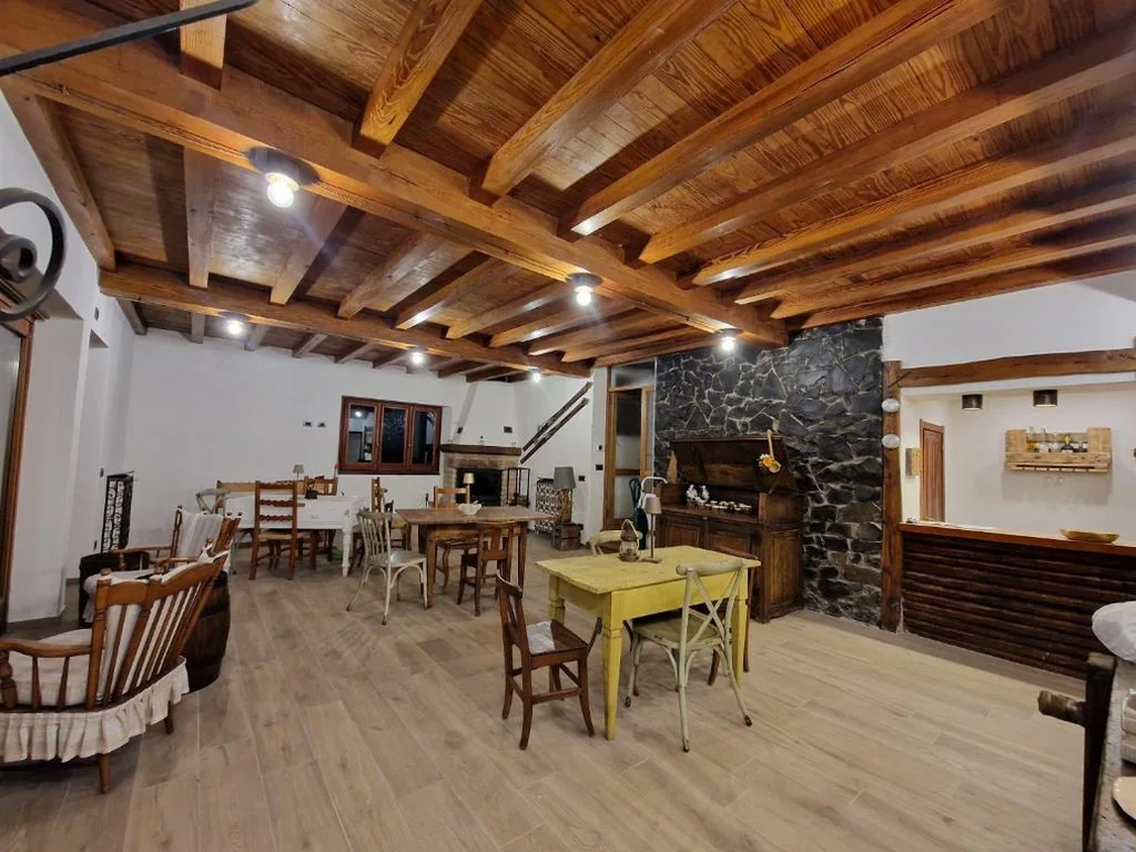 Camera Matrimoniale con Bagno Privato — C’era una volta b&b