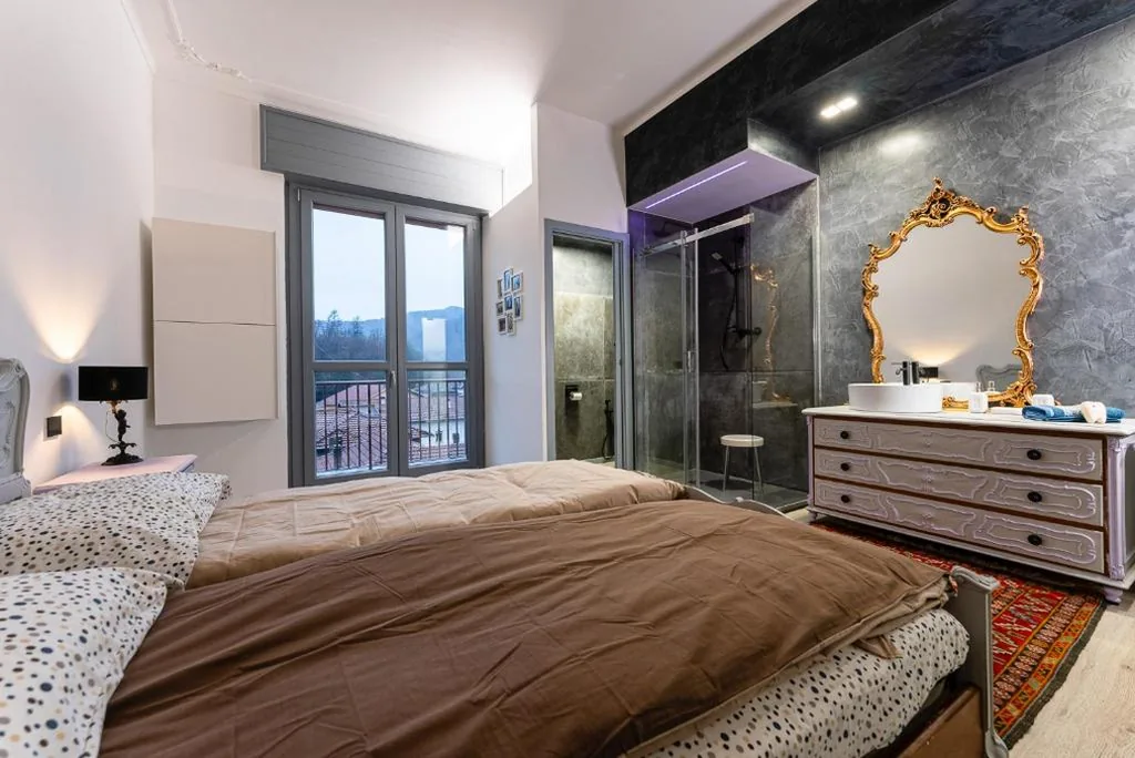 Camera Matrimoniale con Bagno Privato — Camere Camillo