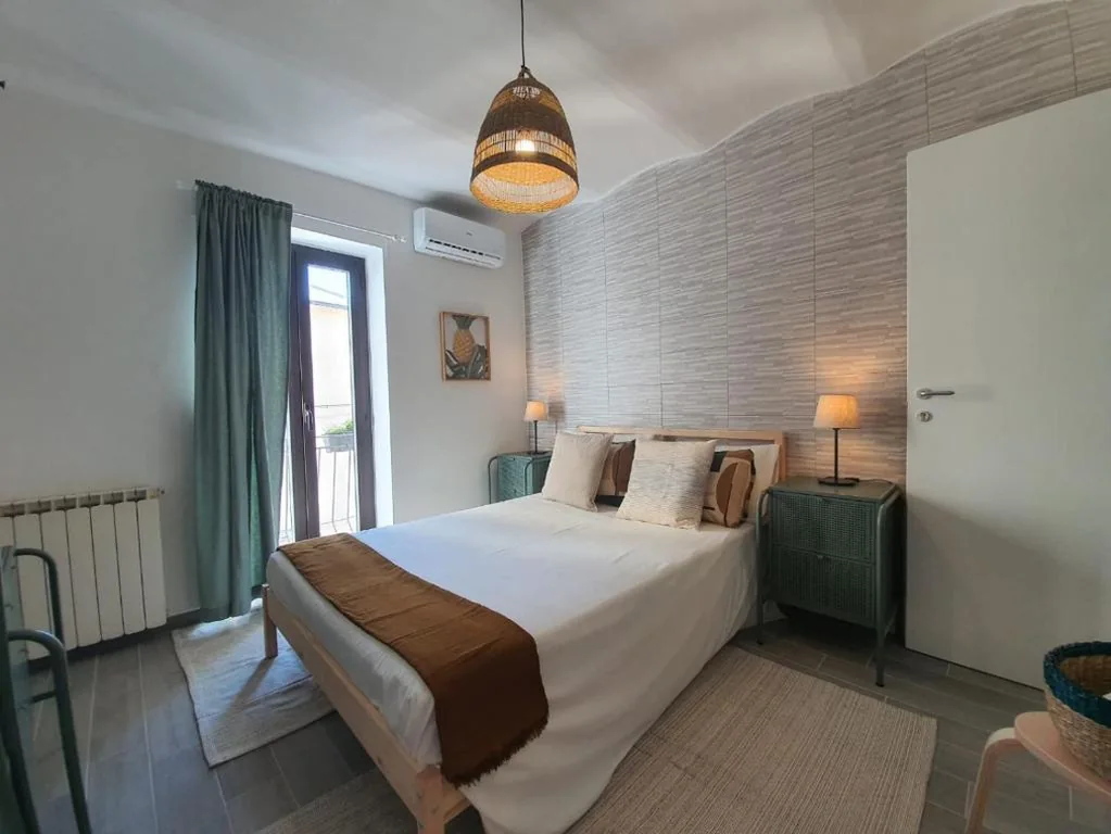 Double Room with Private Bathroom — CASA DINA – Fondi Vertice Rooms
