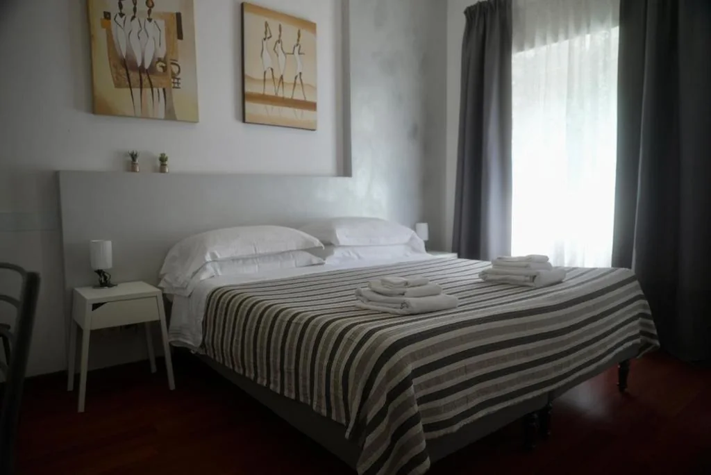Double Room with Private Bathroom — Casa Mia Guesthouse