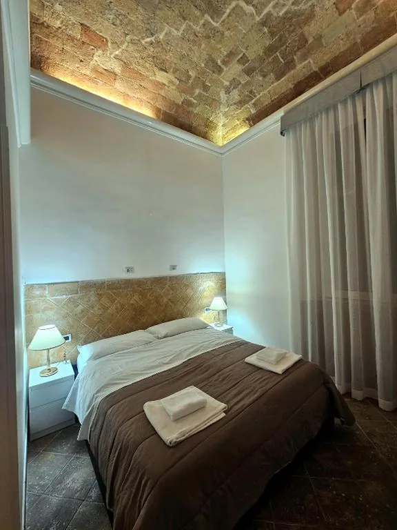 Double Room with Private Bathroom — Check in Rome