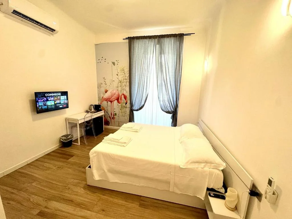 Camera Matrimoniale con Bagno Privato — City Hill Genova