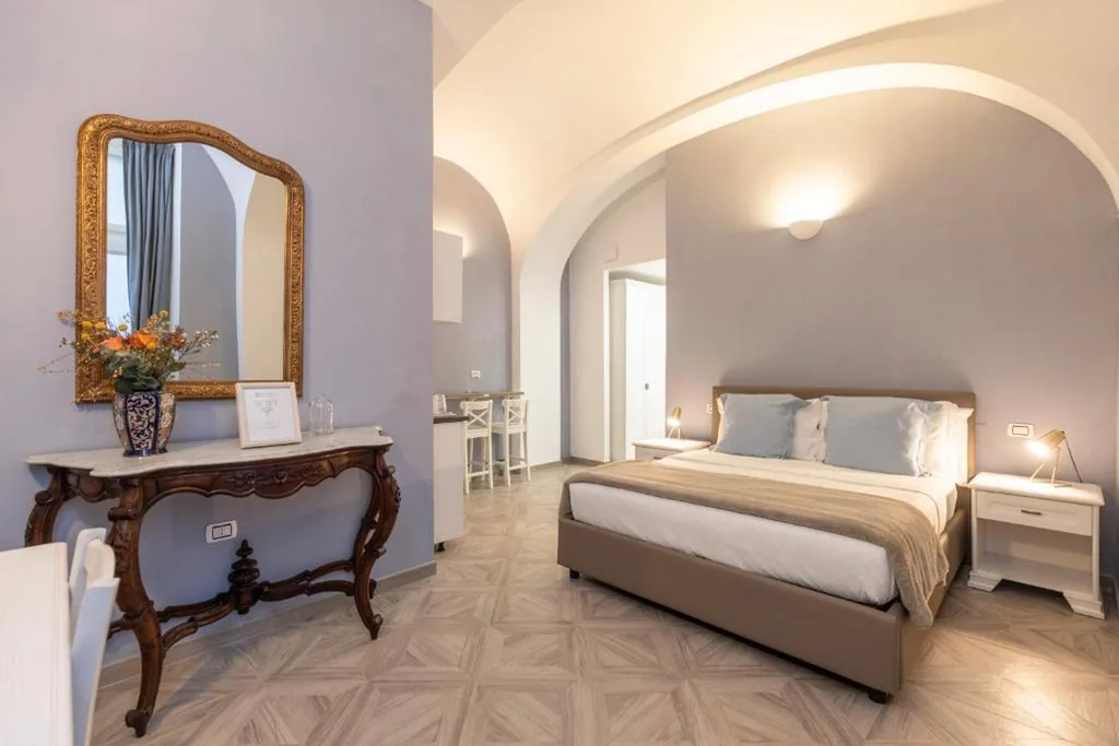 Double Room with Private Bathroom — Domus Taurinorum