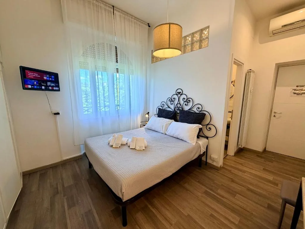 Camera Matrimoniale con Bagno Privato — Enjoy Vatican
