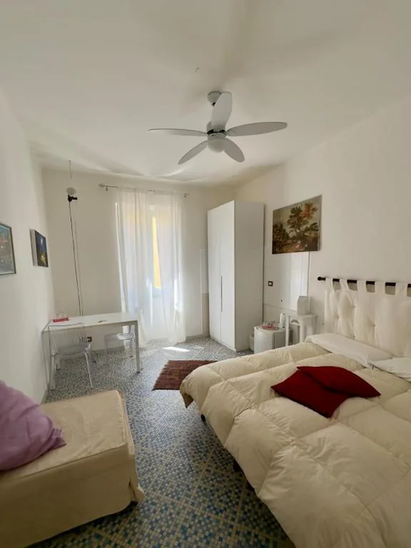 Double Room with External Private Bathroom — Affittacamere Giulia