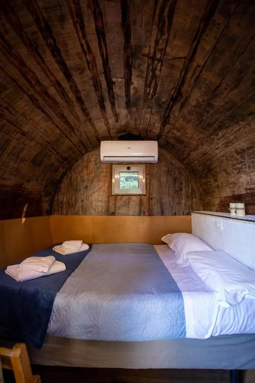Camera Matrimoniale con Bagno Privato Esterno — Albavillage Rooms & Camping