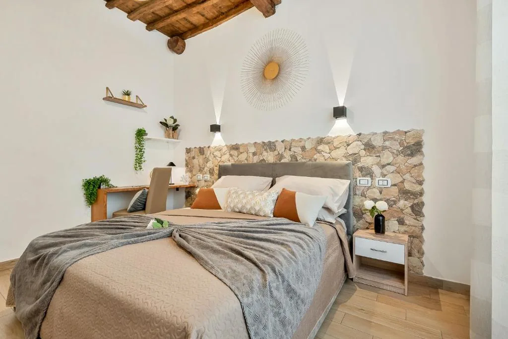 Camera Matrimoniale con Bagno Privato Esterno — Alby Express Rooms