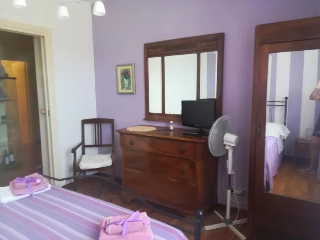 Camera Matrimoniale con Bagno Privato Esterno — B&B Ariadamare
