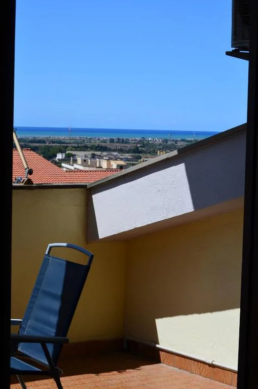 Camera Matrimoniale con Bagno Privato Esterno — B&B Nonna Luisa