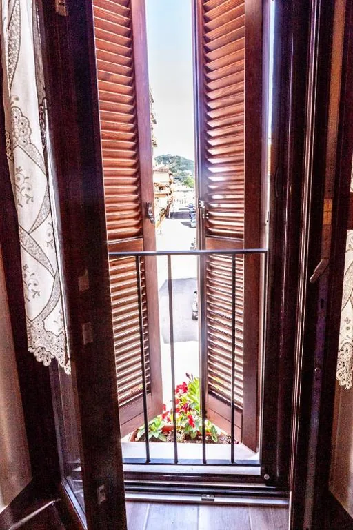 Double Room with External Private Bathroom — B&B Piazza Noua 1831