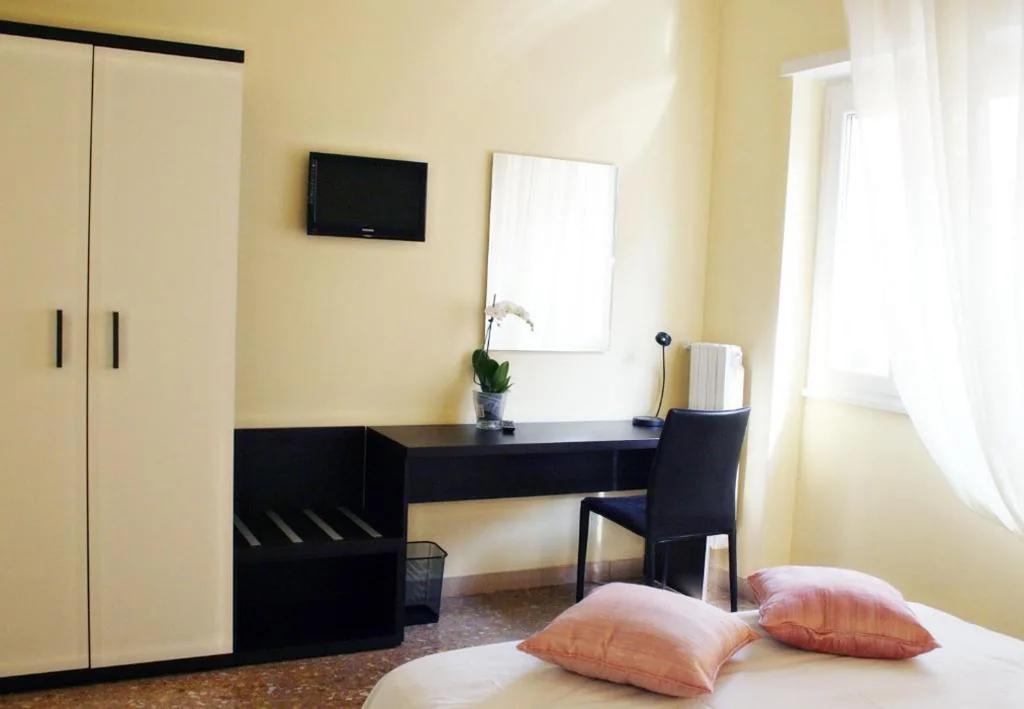 Double Room with External Private Bathroom — Eco B&B Marela