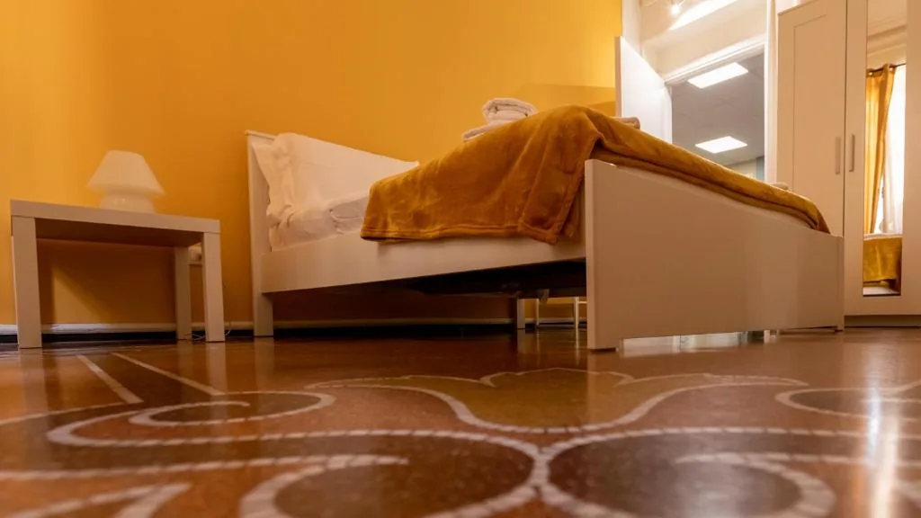 Double Room with Private External Bathroom — Granello Suite Central