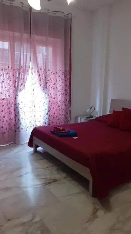 Camera Matrimoniale con Bagno Privato Esterno — Il Papavero Nero