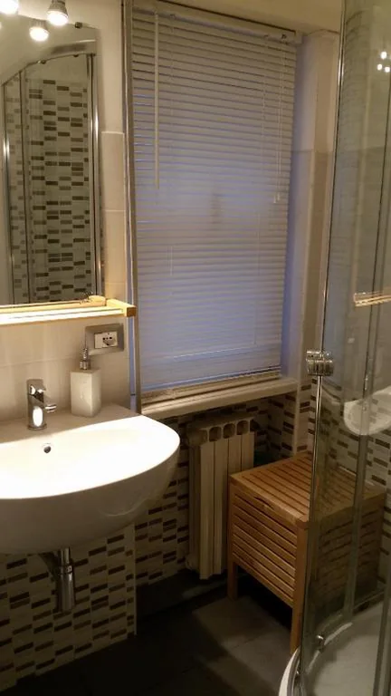 Camera Matrimoniale con Bagno Privato Esterno — Isabella Rooms