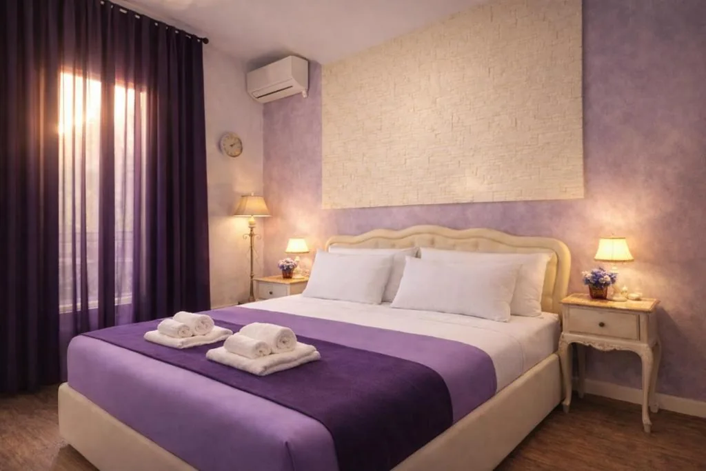 Double Room with External Private Bathroom — RomAntic Dreams
