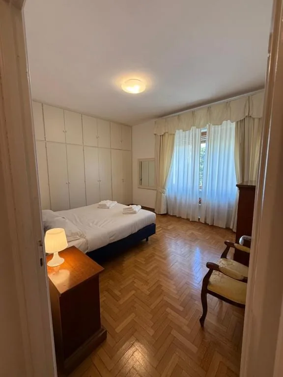 Double Room with External Private Bathroom — St Peter Rooms with Private Parking by Dama